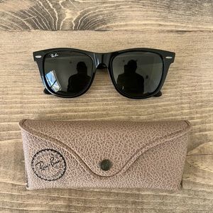 Ray-Ban- Wayfarer’s